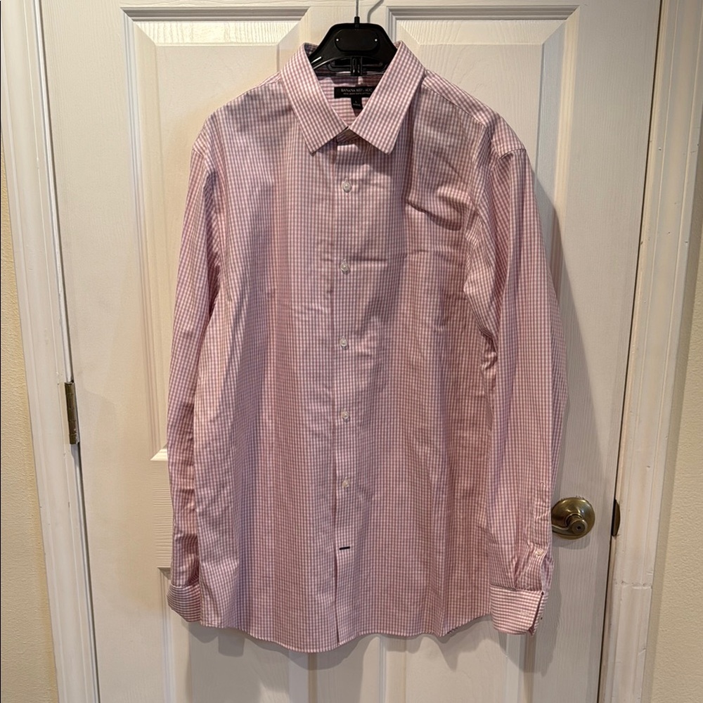 BANANA REPUBLIC Non-iron Cotton Pink & White Check Long Sleeve Button-down Shirt